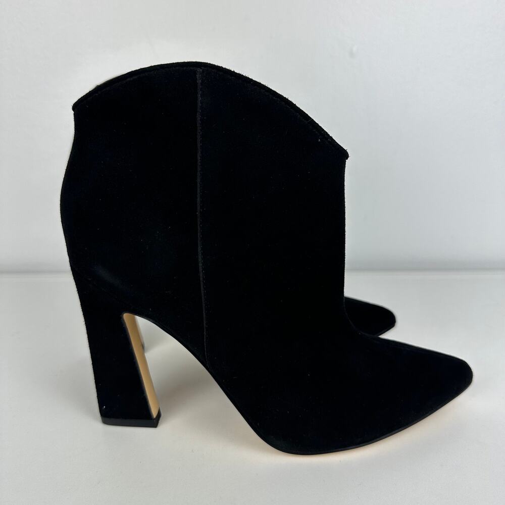 NWB Marc Fisher LTD Womens Masina Pointed Toe Black Suede Heeled Booties 6M